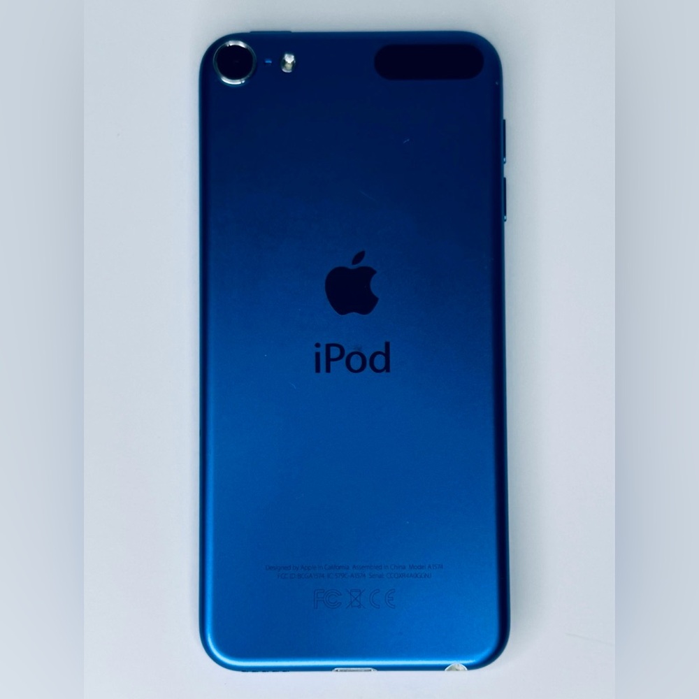 Apple iPod touch ( 6th Generation) Blue 16 GB Conditions Working Great Like New - Picture 3 of 5